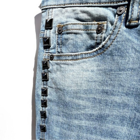 🌻6THNBRHD Studded Light Wash Skinny Jeans Size 30 {new condition] - Picture 2 of 12